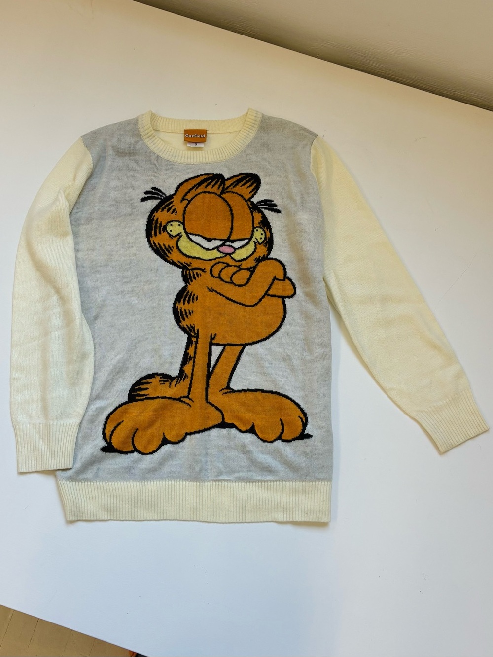 Garfield the Cat Knit Sweater Ripple Junction Size S Cream Grey Graphic